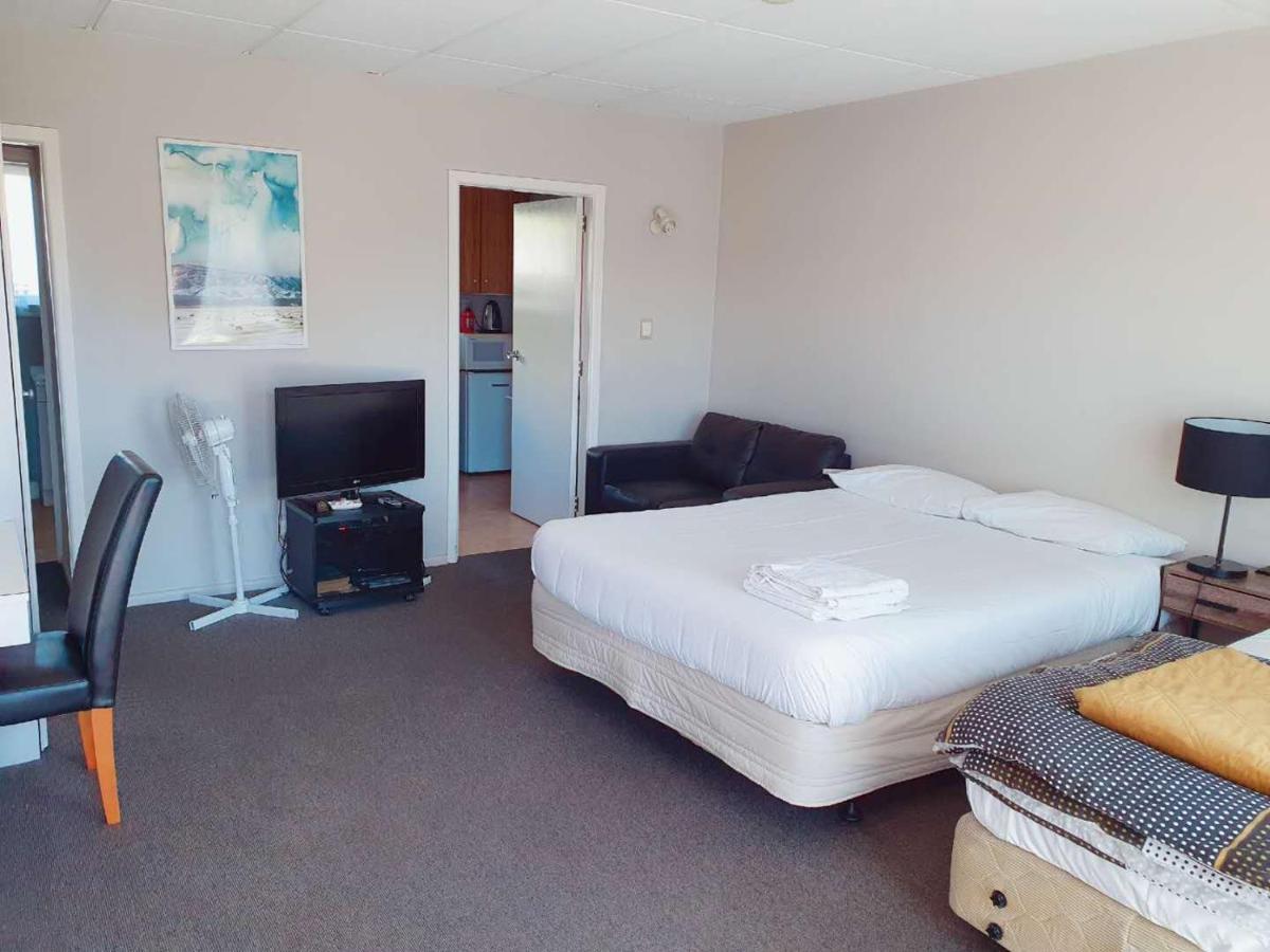 Classique Lodge Motel Christchurch Exterior foto